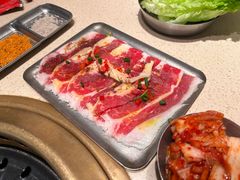 -Ant 蚂蚁洞烤肉·大营地(上海静安大悦城店)