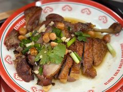 秘制烤鸭腿饭-黄兴兴白切专门店(南宁万象城店)