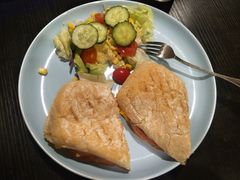 -必胜客(WOW贺州灵峰店)