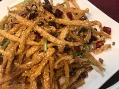 -董厨煨汤馆(车站路店)