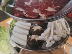 -青瓦炭韩潮烤肉(花园道店)