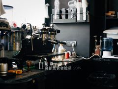 -UNI UNI(环亚凯瑟琳店)