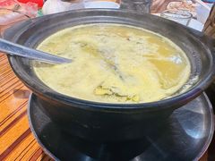 -蚝堡海鲜·威海菜·海肠捞饭·烧烤·亚洲吃蚝公司(幸福门店)