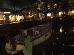 -喜洲吧·江畔老船厂·庭院餐厅(喜临院店)