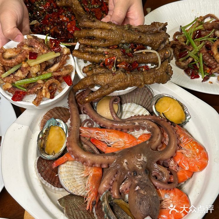 阿那亚的!阿那亚的!每次来阿那亚我都会来他家!