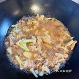 花菜炒肉家常菜
