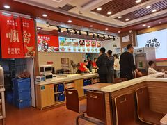 -顺溜·手工刀削面·黑金店(铜锣湾店)