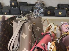 -六六奢品·vintage中古·回收二手奢侈品包包手表首饰(环球港店)