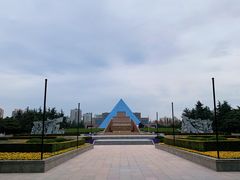 -上海市龙华烈士陵园