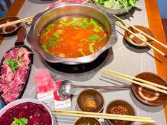 -苗阿哥酸汤牛肉火锅(体育场店)