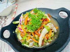 -老滇山寨•云南特色菜•地方菜•民族风情歌舞表演(金碧店)