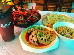 -巴厘龙虾·榜首油焖大虾(洞庭·艺术洋房店)