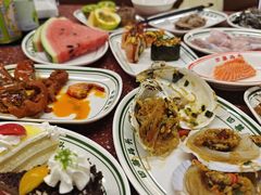-四囍码头海鲜烧烤自助火锅(外滩南京东路悦荟广场店)