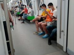 -建业路(地铁站)