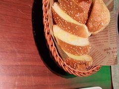-DEEP·美式餐吧(五棵松华熙LIVE店)