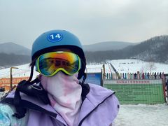 -五家山森林公园滑雪场