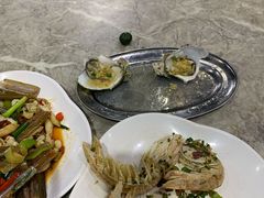 -亚龙湾8号(丁村万人海鲜广场店)