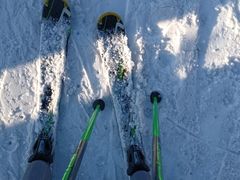 -荣盛康旅野三坡滑雪场