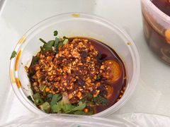-拈签一笑黄牛肉辣卤串串