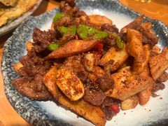炒肉烤馕-阿里家Miss Ali·烤肉酒馆by MIG