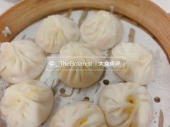 蟹粉小笼包-馋三尺蟹粉小笼(人民广场店)
