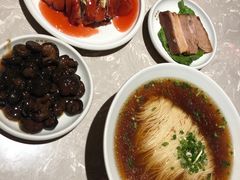 -松鹤面馆·古法焖肉面(观前店)