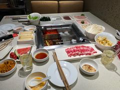-海底捞火锅鲜切牛肉主题店(长寿路店)