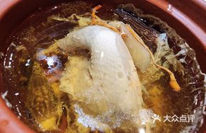 Braised Pigeon with Meaty Morel Mushroom