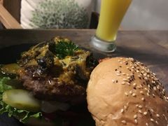 -HIGH FIVE哈福手工汉堡(桂林路店)