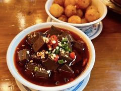-炉小二铜锅牛蛙•川湘菜(三里屯店)