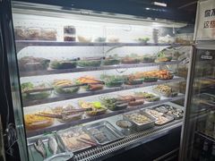 自助取餐区-马路牙子地桌烤肉(工体店)