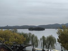 -杭州西湖银泰百货