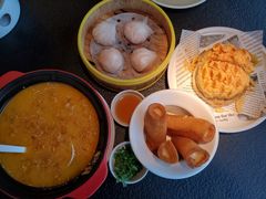 -蝴蝶里·粤菜·点心(滨江龙湖店)