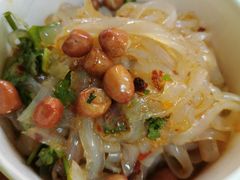 刮凉粉-毛姨鸡爪