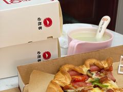 -必胜客(万达百货店)