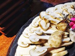 -慢丽江·云南野生菌土鸡锅(西山店)