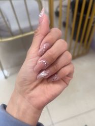 -尤米一站式美甲美睫