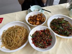 -笨罗卜浏阳菜馆(龙华鹏润达店)