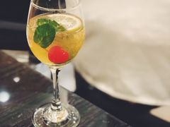 -东方红海鲜百汇(国际大厦店)