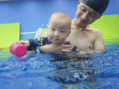 -龙格亲子游泳·水育早教运动中心(绿宝中心)