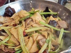 -陈江波老鸭煲(城中路店)