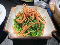 热拌撒子豆苗-锦荟JINHUI·浙江小馆(上海荟聚店)