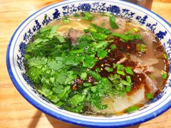 -嘻小北·兰州清汤牛肉面(太平洋森活天地店)