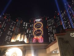 -影汇之星8字形摩天轮