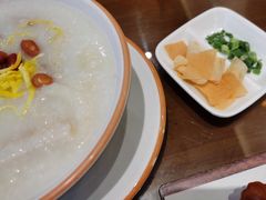 荔湾艇仔粥-喜喜酒家·纯手工点心·粤菜