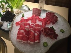-余欢领鲜火锅(新街口店)