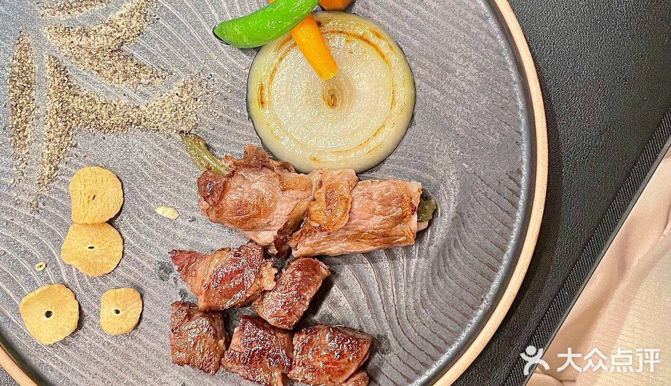 忘吃甜品和水果就走了…