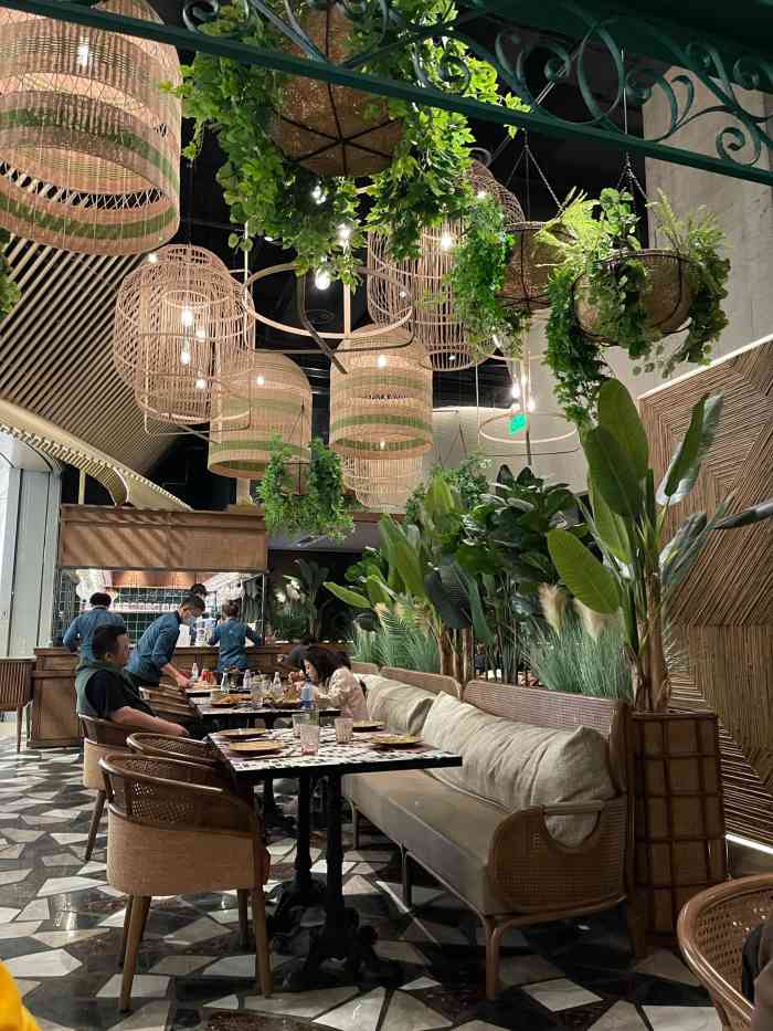 lian尚莲·越泰料理-"90可以看夜景的泰越餐厅90 .