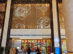 -广州万富希尔顿酒店·感趣自助餐厅·金秋蟹宴生蚝海鲜刺身