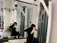 -汗水空间私教健身连锁(SM广场店)